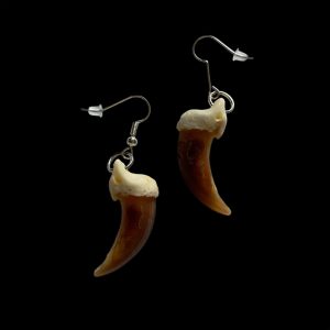 Wolf Claws: Earrings